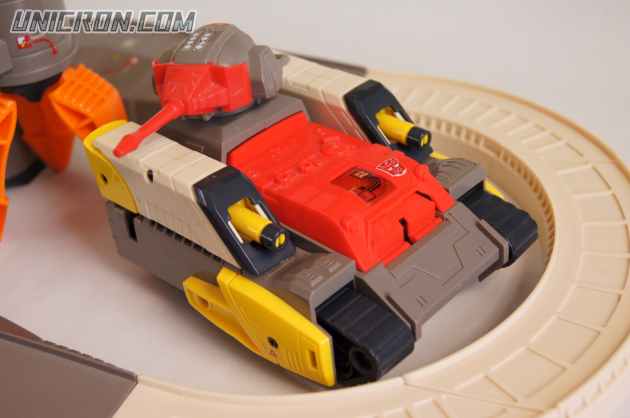 Transformers Generation 1 Omega Supreme toy Transformers Generation 1 Omega Supreme toy