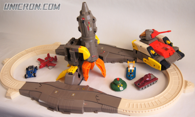 Transformers Generation 1 Omega Supreme toy Transformers Generation 1 Omega Supreme toy