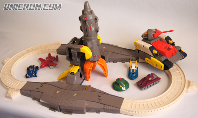 Transformers Generation 1 Omega Supreme toy Transformers Generation 1 Omega Supreme toy