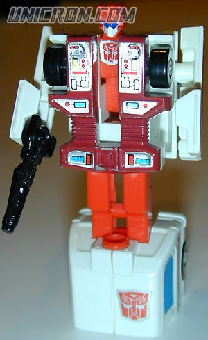 Transformers Generation 1 First Aid (Protectobot) toy Transformers Generation 1 First Aid (Protectobot) toy