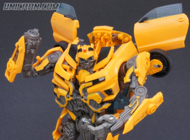 Transformers 3 Dark of the Moon Bumblebee (Leader) toy Transformers 3 Dark of the Moon Bumblebee (Leader) toy