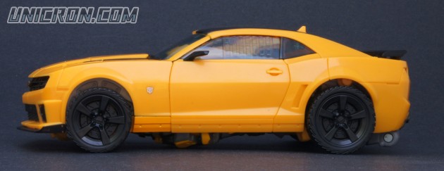 Transformers 3 Dark of the Moon Bumblebee (Leader) toy Transformers 3 Dark of the Moon Bumblebee (Leader) toy