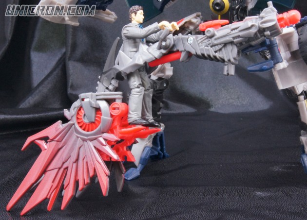 Transformers 3 Dark of the Moon Soundwave with Laserbeak & Mr. Gould (Human Alliance) toy Transformers 3 Dark of the Moon Soundwave with Laserbeak & Mr. Gould (Human Alliance) toy