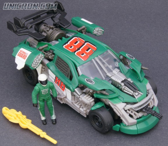 Transformers 3 Dark of the Moon Roadbuster w/ Sergeant Recon (Human Alliance) toy Transformers 3 Dark of the Moon Roadbuster w/ Sergeant Recon (Human Alliance) toy