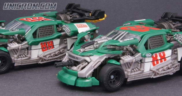 Transformers 3 Dark of the Moon Roadbuster w/ Sergeant Recon (Human Alliance) toy Transformers 3 Dark of the Moon Roadbuster w/ Sergeant Recon (Human Alliance) toy