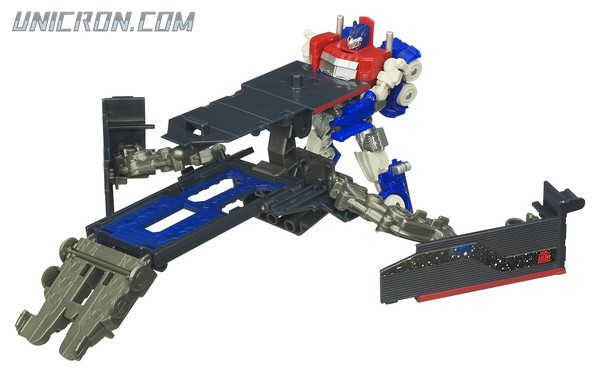 Transformers Cyberverse Battle in the Moonlight - Optimus Prime & Ratchet vs Crankcase toy Transformers Cyberverse Battle in the Moonlight - Optimus Prime & Ratchet vs Crankcase toy