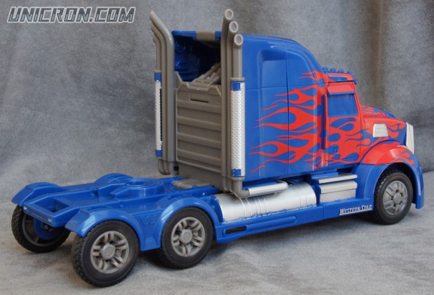 Transformers 4 Age of Extinction Optimus Prime (AoE, 1st Edition, Leader) toy Transformers 4 Age of Extinction Optimus Prime (AoE, 1st Edition, Leader) toy