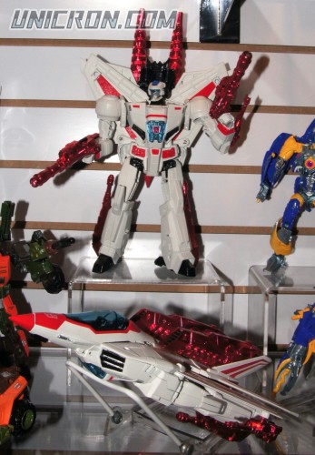 Transformers Generations Jetfire (Generations Leader) toy Transformers Generations Jetfire (Generations Leader) toy