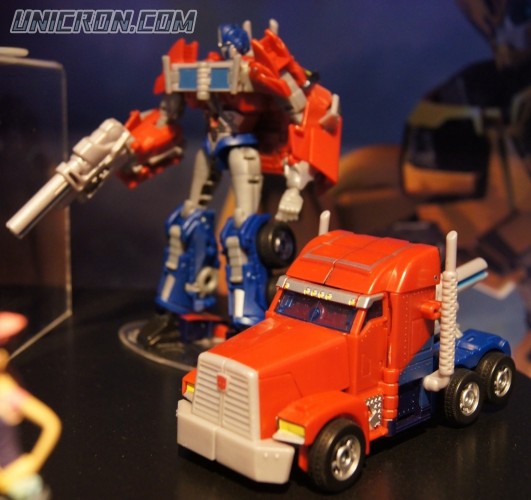 Transformers Prime Entertainment Pack (First Edition - Optimus Prime & Megatron with Raf, Jack, & Miko) toy Transformers Prime Entertainment Pack (First Edition - Optimus Prime & Megatron with Raf, Jack, & Miko) toy