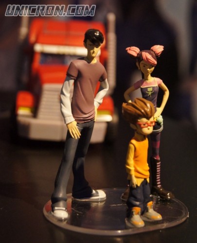 Transformers Prime Entertainment Pack (First Edition - Optimus Prime & Megatron with Raf, Jack, & Miko) toy Transformers Prime Entertainment Pack (First Edition - Optimus Prime & Megatron with Raf, Jack, & Miko) toy