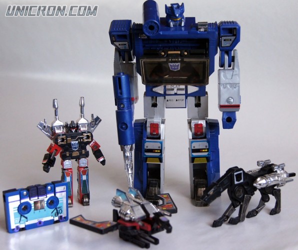 Transformers Generation 1 Soundwave & Buzzsaw toy Transformers Generation 1 Soundwave & Buzzsaw toy