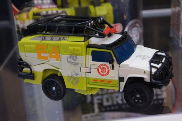 Transformers 3 Dark of the Moon Autobot Ratchet (Voyager) toy Transformers 3 Dark of the Moon Autobot Ratchet (Voyager) toy