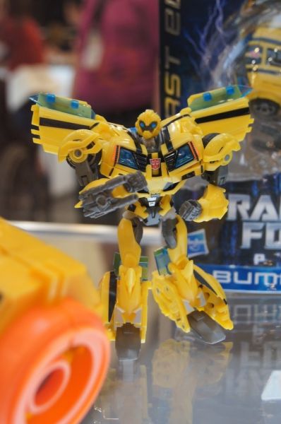Transformers Prime Bumblebee  (First Edition) toy Transformers Prime Bumblebee  (First Edition) toy