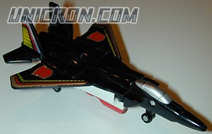 Transformers Generation 1 Air Raid (Arialbot) toy Transformers Generation 1 Air Raid (Arialbot) toy