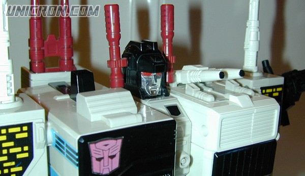 Transformers Generation 1 Metroplex toy Transformers Generation 1 Metroplex toy