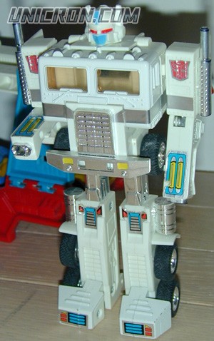 Transformers Generation 1 Ultra Magnus toy Transformers Generation 1 Ultra Magnus toy
