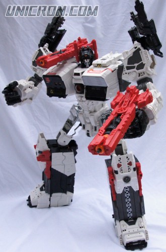 Transformers Generations Metroplex -SDCC version toy Transformers Generations Metroplex -SDCC version toy