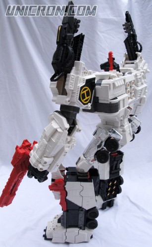 Transformers Generations Metroplex -SDCC version toy Transformers Generations Metroplex -SDCC version toy