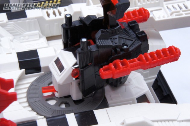 Transformers Generations Metroplex -SDCC version toy Transformers Generations Metroplex -SDCC version toy