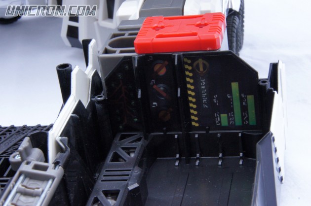 Transformers Generations Metroplex -SDCC version toy Transformers Generations Metroplex -SDCC version toy
