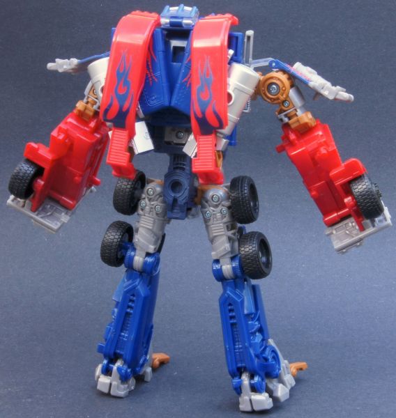 Transformers 3 Dark of the Moon Ultimate Optimus Prime toy Transformers 3 Dark of the Moon Ultimate Optimus Prime toy