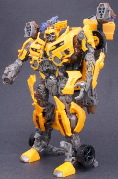 Transformers 3 Dark of the Moon Bumblebee (Leader) toy Transformers 3 Dark of the Moon Bumblebee (Leader) toy