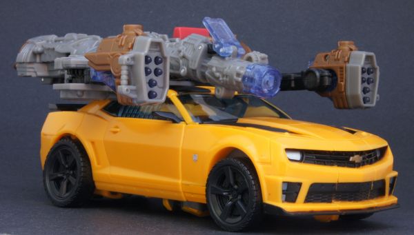 Transformers 3 Dark of the Moon Bumblebee (Leader) toy Transformers 3 Dark of the Moon Bumblebee (Leader) toy
