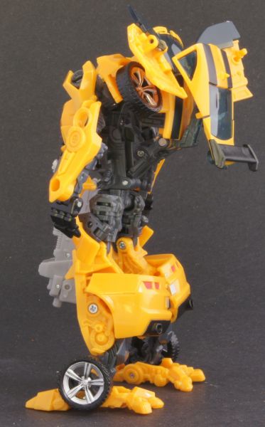 Transformers 3 Dark of the Moon Bumblebee (Deluxe) toy Transformers 3 Dark of the Moon Bumblebee (Deluxe) toy