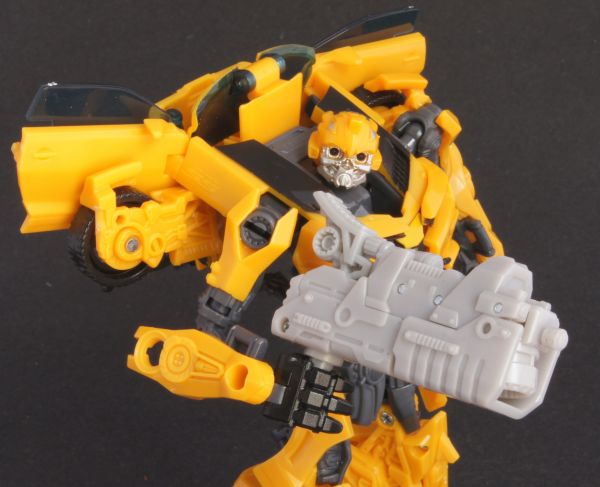 Transformers 3 Dark of the Moon Bumblebee (Deluxe) toy Transformers 3 Dark of the Moon Bumblebee (Deluxe) toy