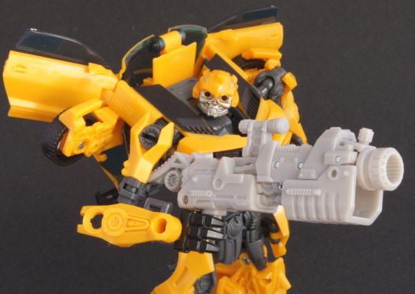 Transformers 3 Dark of the Moon Bumblebee (Deluxe) toy Transformers 3 Dark of the Moon Bumblebee (Deluxe) toy