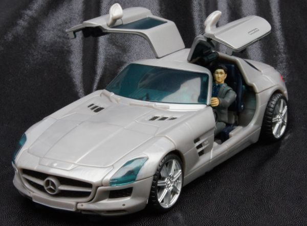 Transformers 3 Dark of the Moon Soundwave with Laserbeak & Mr. Gould (Human Alliance) toy Transformers 3 Dark of the Moon Soundwave with Laserbeak & Mr. Gould (Human Alliance) toy