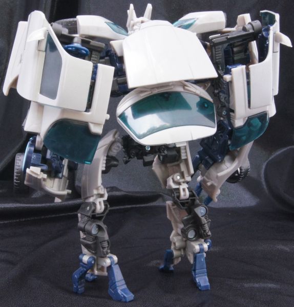 Transformers 3 Dark of the Moon Soundwave with Laserbeak & Mr. Gould (Human Alliance) toy Transformers 3 Dark of the Moon Soundwave with Laserbeak & Mr. Gould (Human Alliance) toy