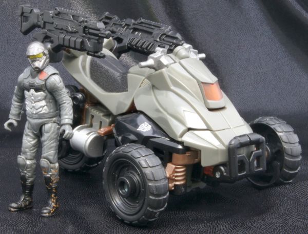 Transformers 3 Dark of the Moon Backfire with Spike Witwicky toy Transformers 3 Dark of the Moon Backfire with Spike Witwicky toy