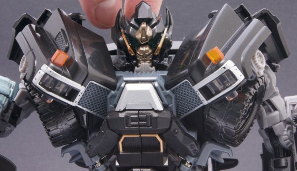 Transformers 3 Dark of the Moon Ironhide (Leader) toy Transformers 3 Dark of the Moon Ironhide (Leader) toy