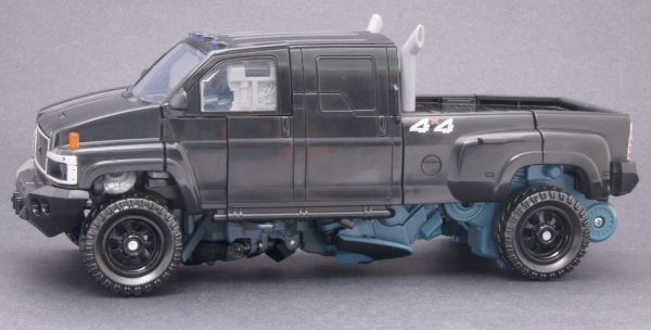 Transformers 3 Dark of the Moon Ironhide (Leader) toy Transformers 3 Dark of the Moon Ironhide (Leader) toy