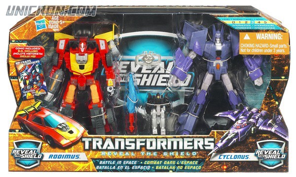 Transformers Reveal The Shield Battle In Space Rodimus & Cyclonus toy Transformers Reveal The Shield Battle In Space Rodimus & Cyclonus toy