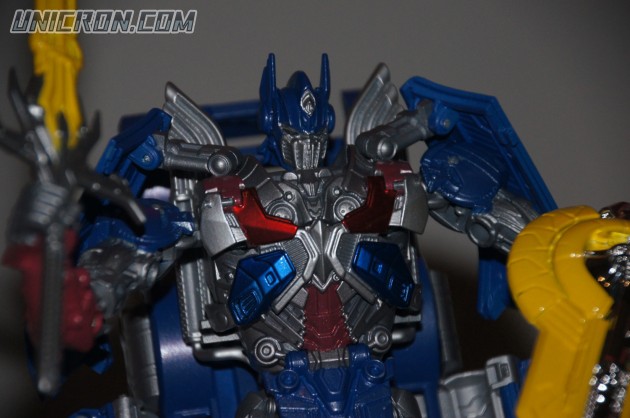 Transformers 4 Age of Extinction Optimus Prime (AoE Leader Class) toy Transformers 4 Age of Extinction Optimus Prime (AoE Leader Class) toy