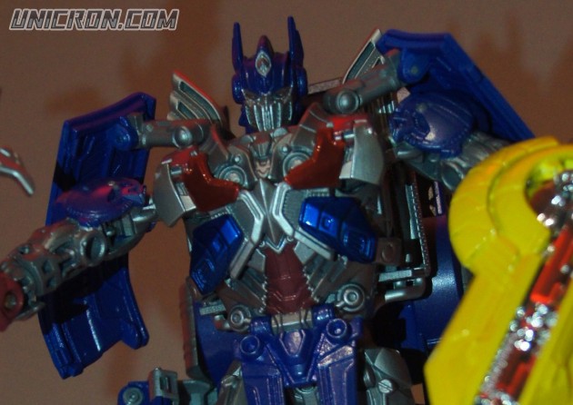 Transformers 4 Age of Extinction Optimus Prime (AoE Leader Class) toy Transformers 4 Age of Extinction Optimus Prime (AoE Leader Class) toy