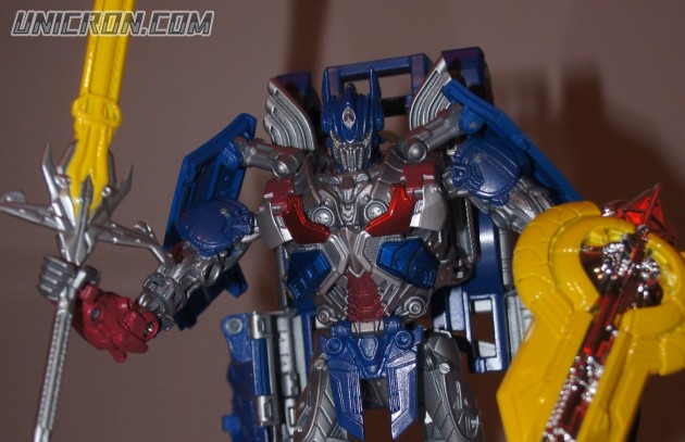 Transformers 4 Age of Extinction Optimus Prime (AoE Leader Class) toy Transformers 4 Age of Extinction Optimus Prime (AoE Leader Class) toy