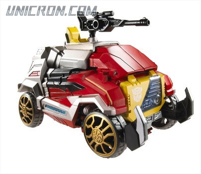 Transformers Generations Autobot Blaster with Steeljaw toy Transformers Generations Autobot Blaster with Steeljaw toy