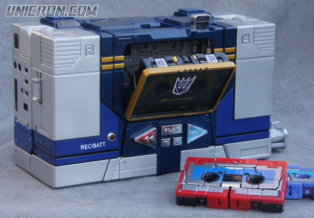 Transformers Masterpiece Masterpiece Soundwave, w/ Rumble, Laserbeak, Frenzy, Ravage, Buzzsaw toy Transformers Masterpiece Masterpiece Soundwave, w/ Rumble, Laserbeak, Frenzy, Ravage, Buzzsaw toy