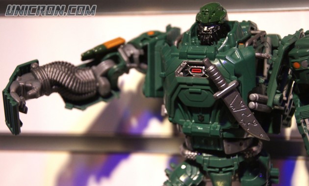 Transformers 4 Age of Extinction Hound (AoE - Generations Voyager) toy Transformers 4 Age of Extinction Hound (AoE - Generations Voyager) toy