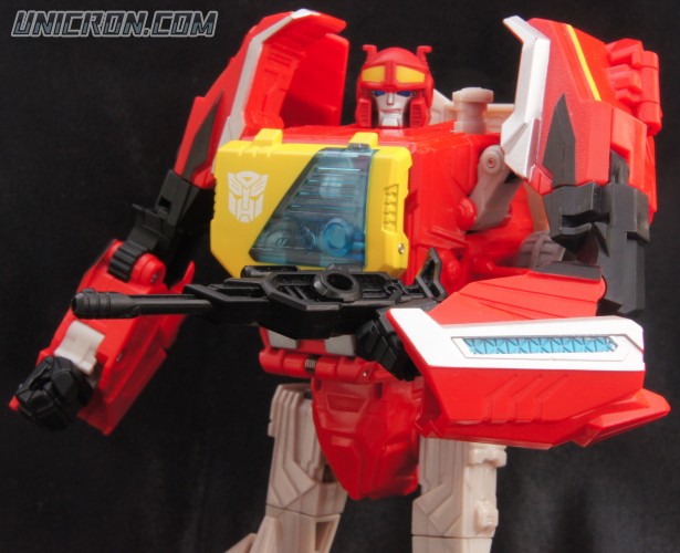 Transformers Generations Autobot Blaster with Steeljaw toy Transformers Generations Autobot Blaster with Steeljaw toy