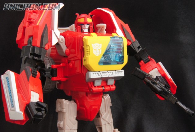 Transformers Generations Autobot Blaster with Steeljaw toy Transformers Generations Autobot Blaster with Steeljaw toy