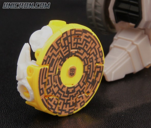 Transformers Generations Autobot Blaster with Steeljaw toy Transformers Generations Autobot Blaster with Steeljaw toy