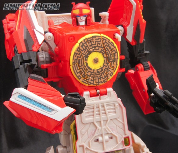 Transformers Generations Autobot Blaster with Steeljaw toy Transformers Generations Autobot Blaster with Steeljaw toy