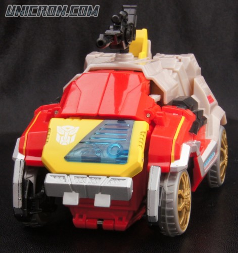 Transformers Generations Autobot Blaster with Steeljaw toy Transformers Generations Autobot Blaster with Steeljaw toy