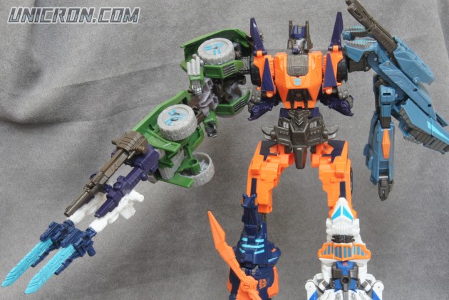 Transformers Generations Roadbuster toy Transformers Generations Roadbuster toy