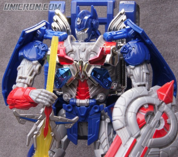 Transformers 4 Age of Extinction Optimus Prime (AoE Leader Class) toy Transformers 4 Age of Extinction Optimus Prime (AoE Leader Class) toy