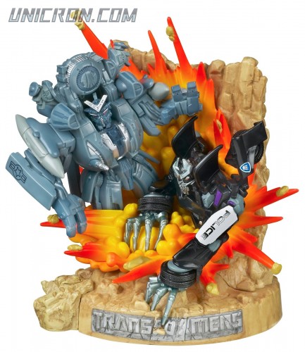 UnleashedTurnaroundsBlackoutBarricade01 UnleashedTurnaroundsBlackoutBarricade01